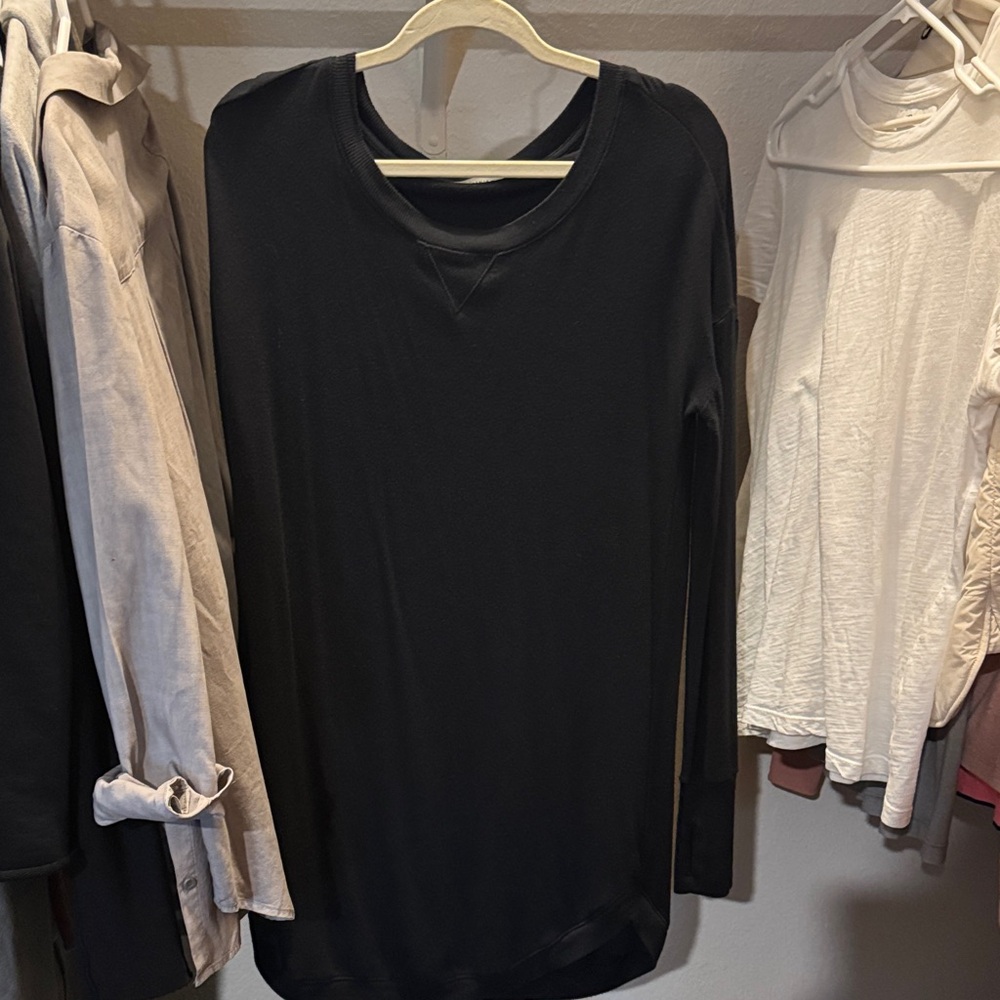 Athleta Black Long Sleeve Tee